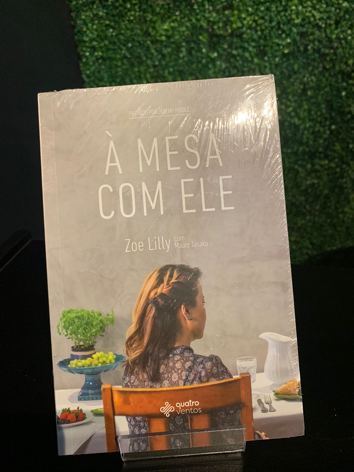 foto do produto: livro À mesa com Ele